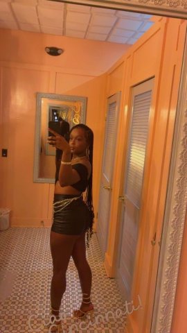 Renee — Cincinnati Female Escort with Backshots, Dates & Massage - 1