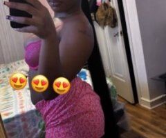 Milwaukee escorts - Milwaukee WI Female Escort — Creamer & squirter