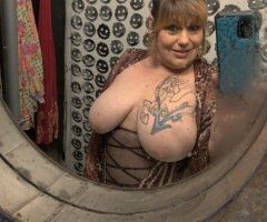 Full-Figured Trucker-Friendly Female Escort in South Kansas City - Image 6