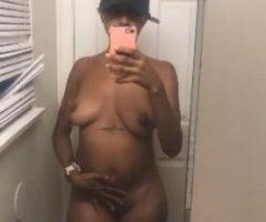 Athens escorts - Athens, GA Outcall & Facetime Shows with Carplay—25+