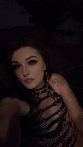 Phoenix Female Escort — Gummy BJ Outcall & Dates - 1