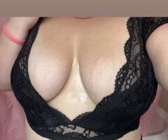 Northern Virginia escorts - Sarah Love — GFE companionship in Northern Virginia & DC