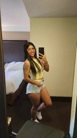 Boston Female Escort — Incall private location (extra $20 cash) - 1