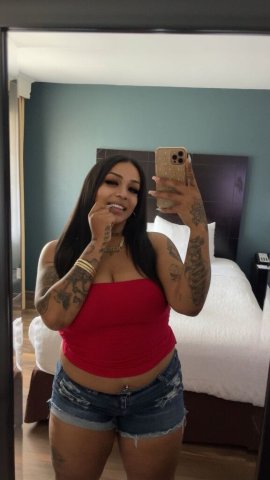 Diamond (24) — Female Escort for Men & Couples (Inland Empire) - 1