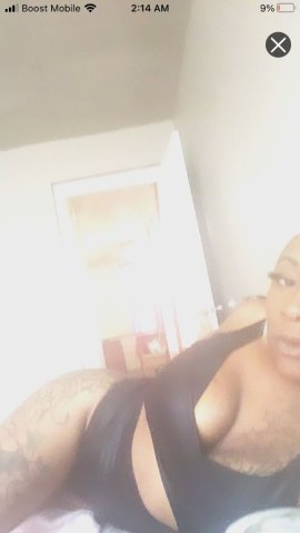 The Royal Treatment — Fun Size Female Escort (Cincinnati, OH) - 1