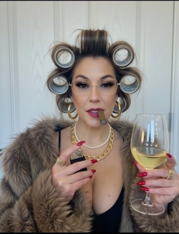Austin Female Escort — Deepthroat, PNP available, no deposit incall/outcall - 1