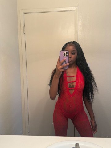 Petite Fantasy Girl (Wet & Creamy) — Outcalls with Deposit - 1