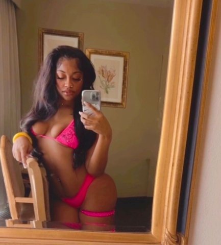 Wilmington, Delaware Female Escort — 5 Star Squirter & Sex Toys - 1