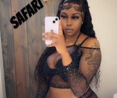 Chicago Petite Curvy Female Escort — Outcalls w/ Deposit - Image 3