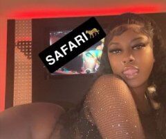 Chicago Petite Curvy Female Escort — Outcalls w/ Deposit - Image 6