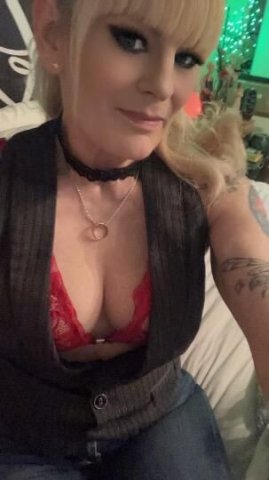 Wichita Kansas Female Escort — discreet fun time - 1