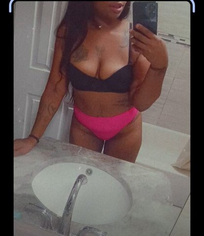 Long Island NY Female Escort — Car Dates Only & Fetish Friendly - 1