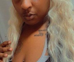 Concord, NH Female Escort — WhatsApp chat - Image 2