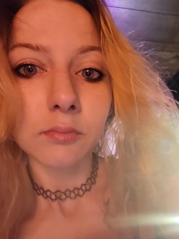 Pittsburgh Petite Blonde Female Escort (Incall 1st Visit) - 1