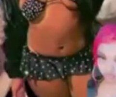 Palmdale/Lancaster escorts - Two Girls Special (Funsize) — ReaDY Now, Palmdale/Lancaster, CA