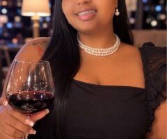 Gigi in Washington, DC — Curvy Female Escort for classy, unhurried time - Image 5