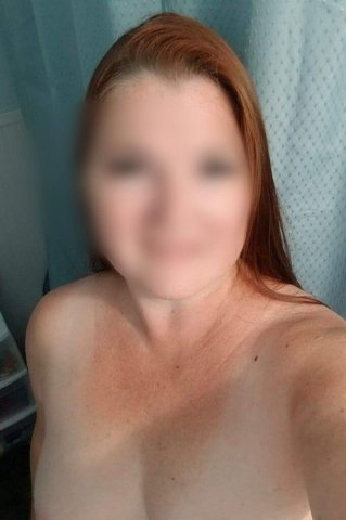 Sexy Redhead Mini Gangbang (99 mini QV, 200 HHR) - 1