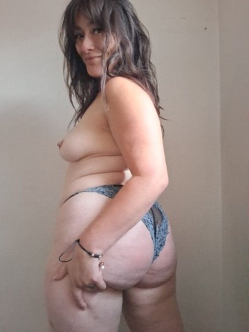 Orange County Female Escort — Cum-focused incall/outcall sessions - 1