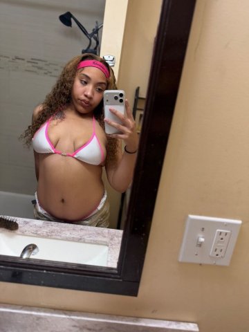 Fredericksburg, Virginia Female Escort — Outcall Specials - 1
