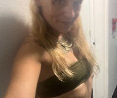 South Jersey MILF Female Escort — discreet private time - Image 2