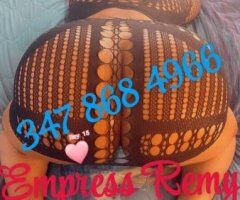 Queens escorts - Queens Incalls Female Escort — Bubble, Golden Shower & Foot Fetish