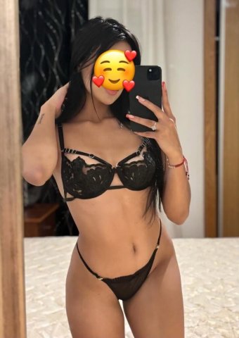 Denver, Colorado Female Escort — a domicilio y en habitación - 1
