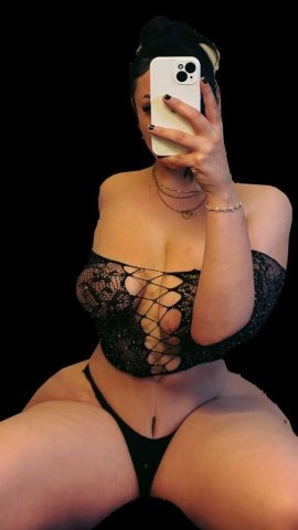 Concord, CA PAWG Escort (24) — Thick White Redhead - 1