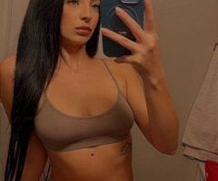 Petite Persian Escort (24) - Image 9