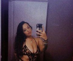 Palm Springs escorts - Palm Springs Female Escort — Outcall Only