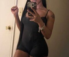 Milwaukee escorts - Milwaukee Female Escort — In-Calls, Out-Calls, Overnights