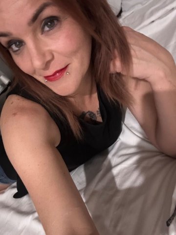 Alice — Sweet Petite Escort, Up Until 6 - 1