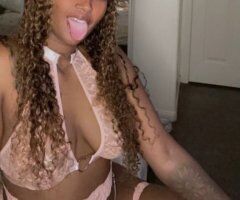Malia Woods — Facetime Shows & Custom Content - Image 2