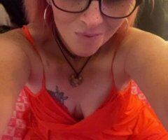 Louisville KY M.I.L.F. Female Escort — Fetish-friendly, pegging & custom videos - Image 3