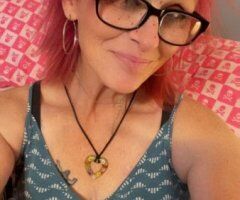Louisville KY M.I.L.F. Female Escort — Fetish-friendly, pegging & custom videos - Image 10