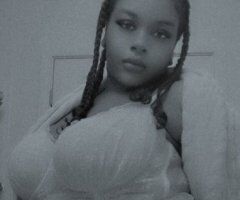 Springfield MA Mature Classy Lady for Discreet Sex (Pics/Vids) - Image 2