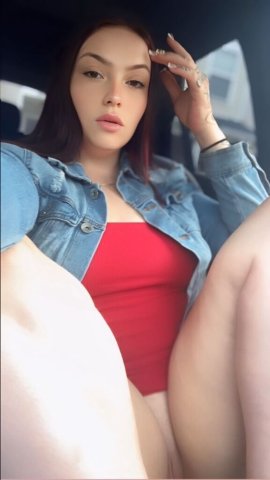 Biloxi Female Escort — FaceTime show & premium photos/videos - 1