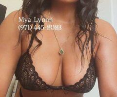 Eugene escorts - First-time VIP visit in Eugene—kinky GFE pleasure playmate (short visit - 29)