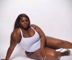 Des Moines escorts - Des Moines Chocolate BBW Escort — Massage, Fetish & Dom (2 Girls)