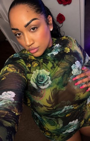 Oklahoma City Incall & Outcall Plus Size Female Escort — 2 Girl Special - 1