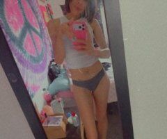Lawrence escorts - Lawrence, Kansas Female Escort — Calm, present companionship