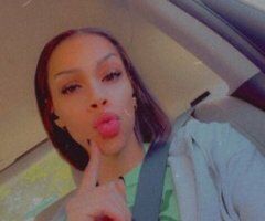 Lawrence, Kansas Female Escort — Calm, present companionship - Image 5