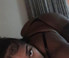 Oakland East Bay Incall/Outcall Female Escort — Curvy Body, Facetime - Image 5