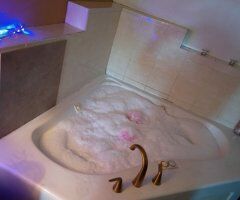 Bakersfield escorts - Cherry Cum quick visit special — drama-free Bakersfield incall + travel fee