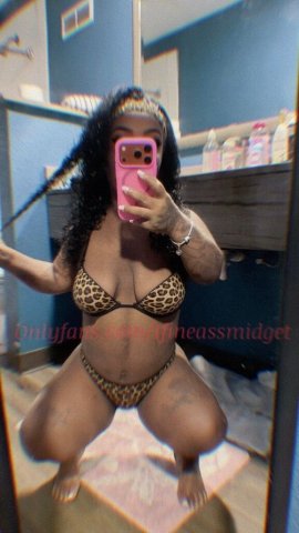 Savannah GA 4'3 Tall Female Escort — Short-term meetings - 1