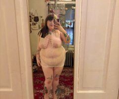 Milwaukee escorts - Milwaukee, WI BBW Escort — $150 QV special (22)