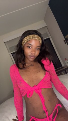 Northern Virginia/ DC Female Escort — Deep Throat Service - 1