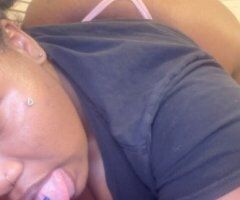 Dallas escorts - Dallas Outcall Escort — Sloppy BJ, Handjob Pro, Essential Oil Nuru