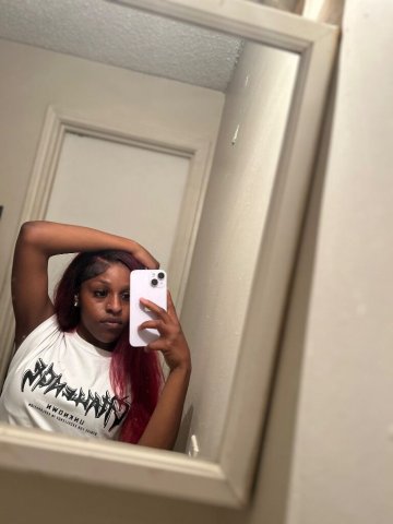 Boone NC Female Escort — Incalls/Outcalls with WhatsApp - 1