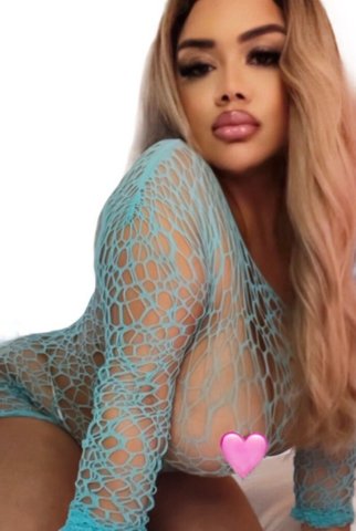 Yakima, Washington Luxury Companion — Kimberly (27) - 1