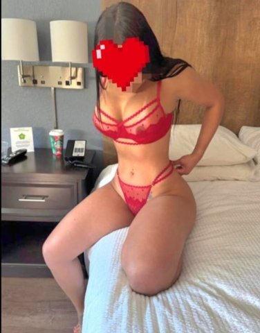 Latina Colombian Female Escort — 28 (In-call) - 1